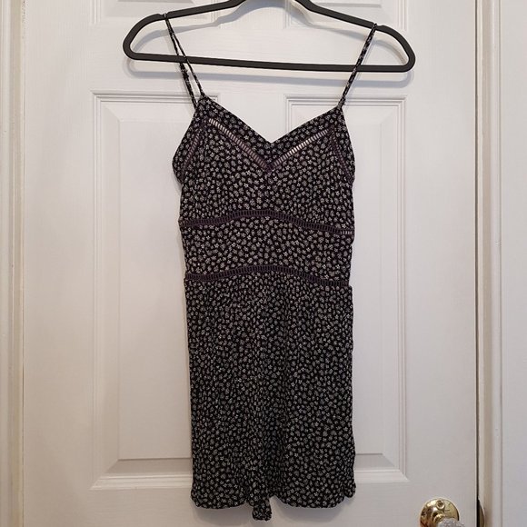 Aeropostale Floral Ladder Lace Romper - Picture 2 of 11